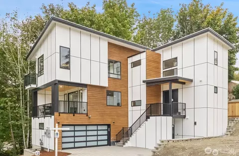 4413 NE 26 Pl, Renton, WA 98059