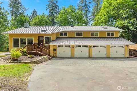 23811 NE 43rd St, Redmond, WA 98053