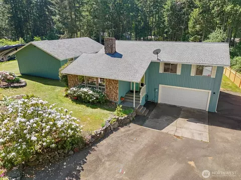 870 Kamus Pl, Fox Island, WA 98333