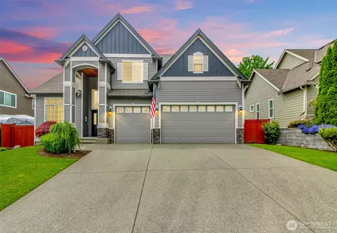 32113 Sunny Ln, Black Diamond, WA 98010