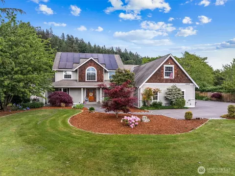 Exterior - 4919 Parker Rd E, Sumner, WA 98390 photo 9 of 11