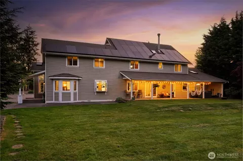 Exterior - 4919 Parker Rd E, Sumner, WA 98390 photo 5 of 11