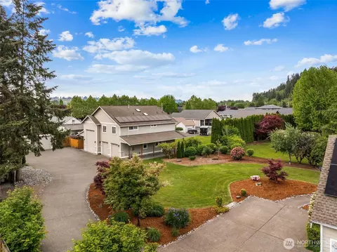 Exterior - 4919 Parker Rd E, Sumner, WA 98390 photo 10 of 11