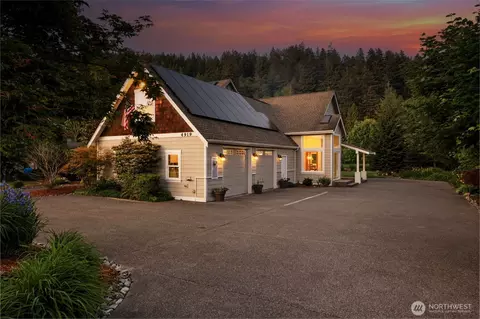 Exterior - 4919 Parker Rd E, Sumner, WA 98390 photo 3 of 11