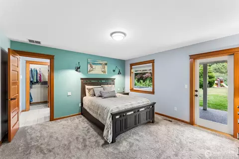 Bedroom - 4919 Parker Rd E, Sumner, WA 98390 photo 1 of 5