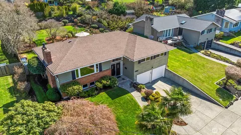 1841 N Lenore Dr, Tacoma, WA 98406