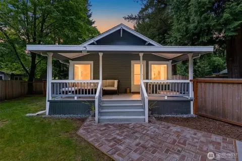 18925 276th Ave SE, Issaquah, WA 98027