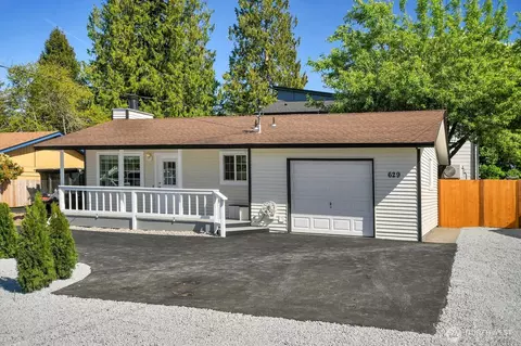 629 107th Pl SW, Everett, WA 98204
