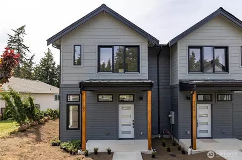 1105 Divine Ln, Bellingham, WA 98229