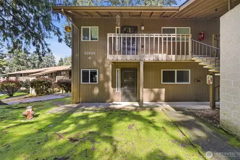 22105 66th Ave W #1C, Mountlake Terrace, WA 98043