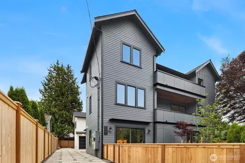 7062 Cleopatra Pl NW, Seattle, WA 98117