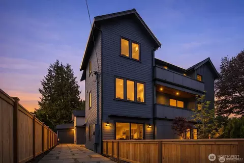 7062 Cleopatra Pl NW, Seattle, WA 98117