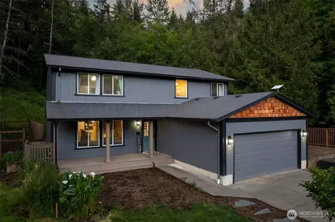 136 Charleston Dr, Kalama, WA 98625