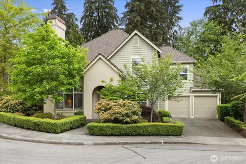 6592 127th Pl SE, Bellevue, WA 98006