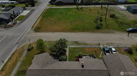99999 W Maple St, Sequim, WA 98382