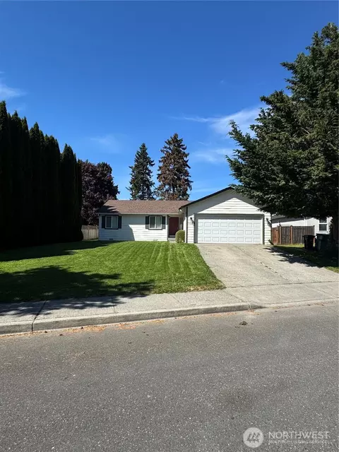 907 Vera Ct, Mount Vernon, WA 98273