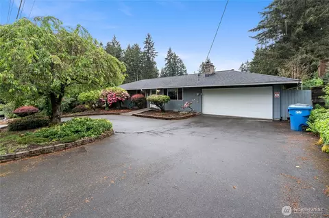 11601 86th Ave E, Puyallup, WA 98373