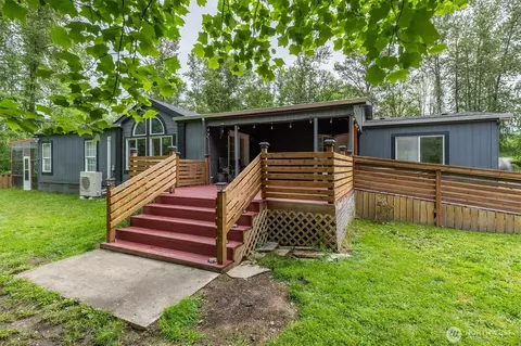 155 Rivendell Ln, Kelso, WA 98626