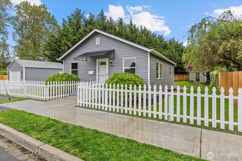 335 N Madison St, Monroe, WA 98272
