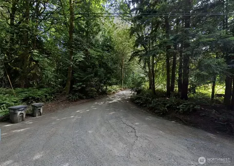6215 151st Avenue Ct NW, Lakebay, WA 98349