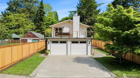 9526 7th Ave NW, Seattle, WA 98117
