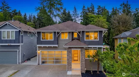 36020 21st Ln S, Federal Way, WA 98003