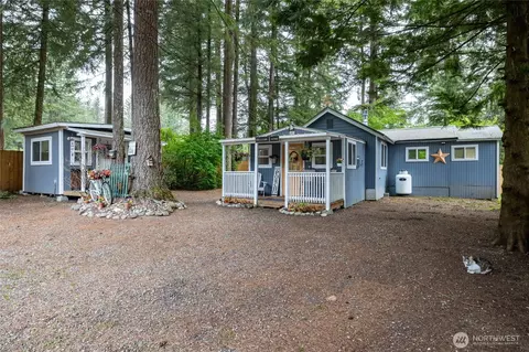 Exterior - 6124 Willow Pl, Maple Falls, WA 98266 photo 7 of 18