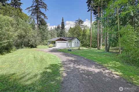 611 SW Camano Dr, Camano Island, WA 98282