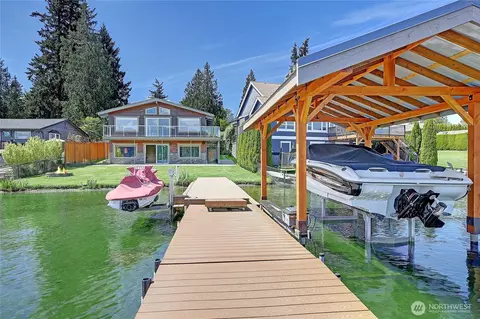14931 W Lake Goodwin Rd, Stanwood, WA 98292