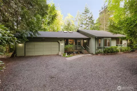 566 E Pointes Dr W, Shelton, WA 98584
