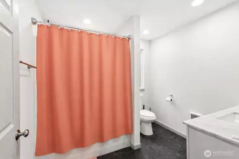 Bath - 908 E First St, Aberdeen, WA 98520 photo 2 of 2