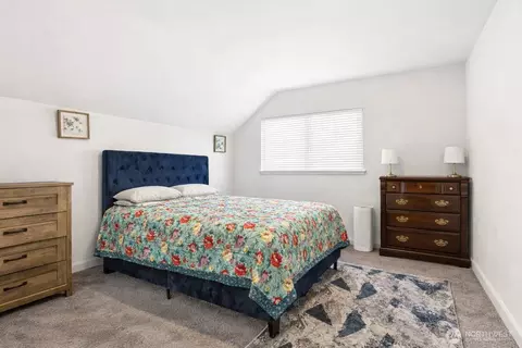 Bedroom - 908 E First St, Aberdeen, WA 98520 photo 3 of 3