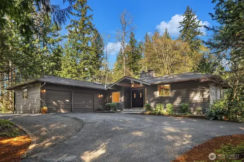 2836 241st Ave SE, Sammamish, WA 98075