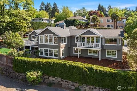 10030 NE 110th St, Kirkland, WA 98033