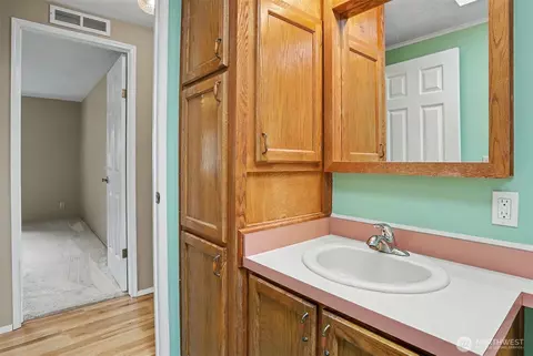905 243rd St SW, Bothell, WA 98021 photo 28
