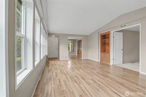 905 243rd St SW, Bothell, WA 98021 photo 12
