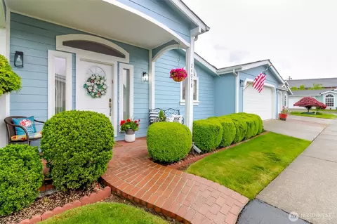 24058 222nd Ave SE #20, Maple Valley, WA 98038