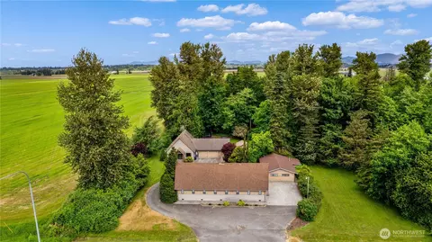 3650 E Badger Rd, Everson, WA 98247