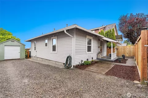3561 E M St, Tacoma, WA 98404