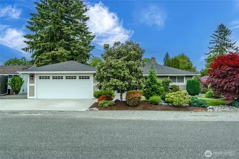 123 Mcelroy Pl, Puyallup, WA 98371