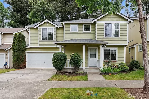 807 29th Ave SE, Puyallup, WA 98374