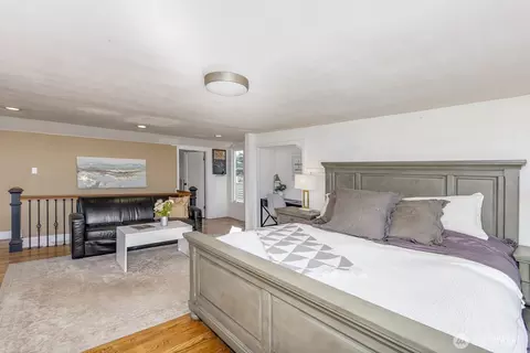 Bedroom - 5037 33rd Ave W, Everett, WA 98203 photo 1 of 4