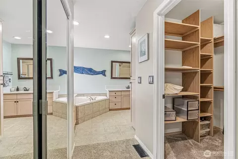 Other - 16 Pacific Pl, Longview, WA 98632 photo 1 of 3