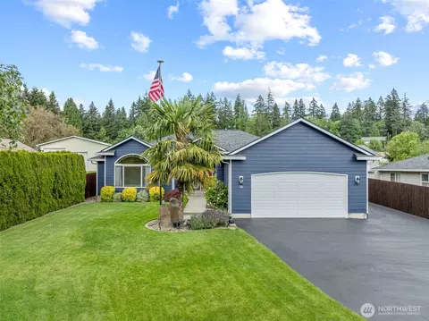 16 Pacific Pl, Longview, WA 98632