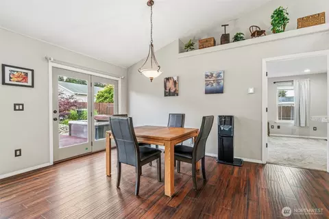 Dining - 16 Pacific Pl, Longview, WA 98632 photo 2 of 2