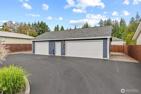 Exterior - 16 Pacific Pl, Longview, WA 98632 photo 12 of 15