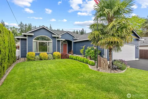 Exterior - 16 Pacific Pl, Longview, WA 98632 photo 5 of 15