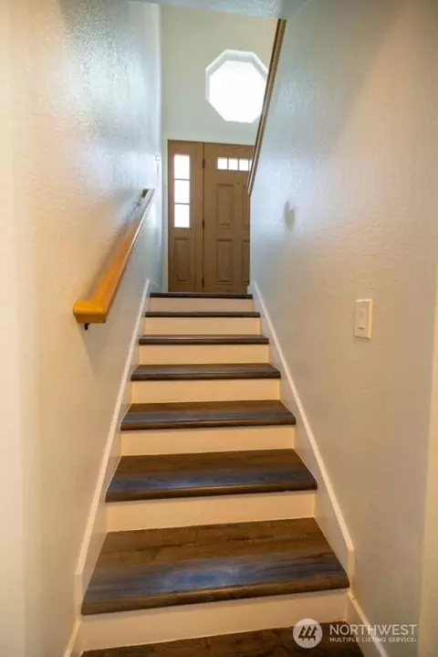 Entry Way - 16704 3rd Dr SE, Bothell, WA 98012 photo 2 of 3