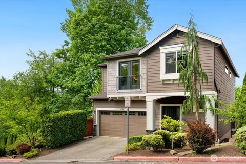 12102 NE 174th St #1, Bothell, WA 98011