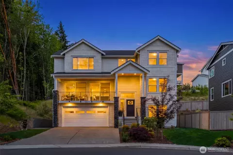 1762 NE Crystallia Ct, Poulsbo, WA 98370